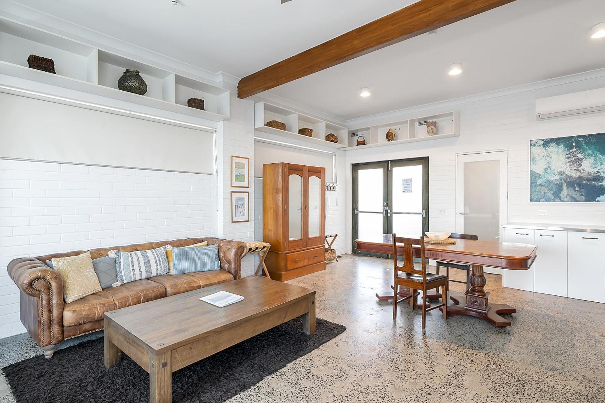Upscale Cliffside Studio With Ocean Views North Bondi Сидни Екстериор снимка